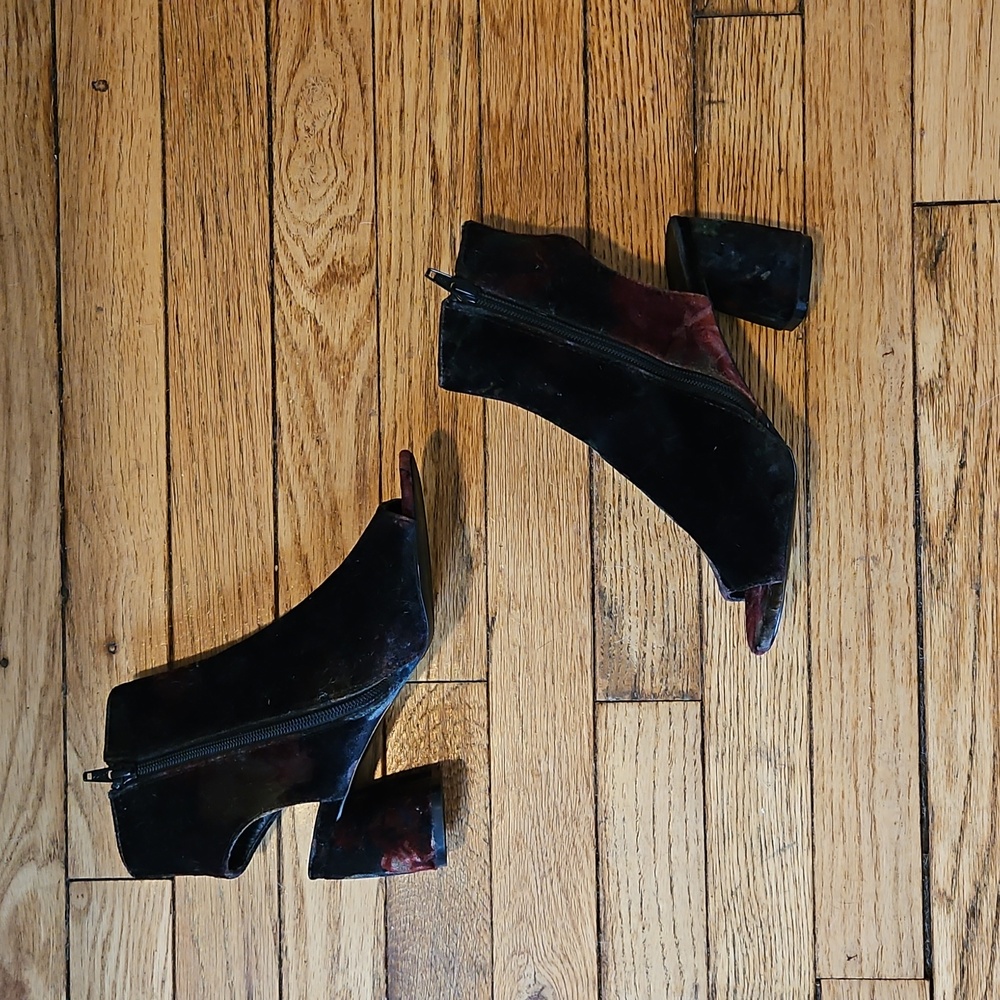 Metaphor Black Ankle Booties Sleek Velvet Flower Design - Picture 8 of 11